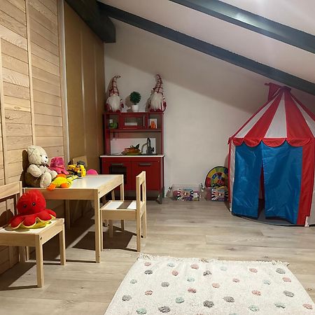 Luxury Apartman Alex With Sauna In The Village オトチャッツ エクステリア 写真