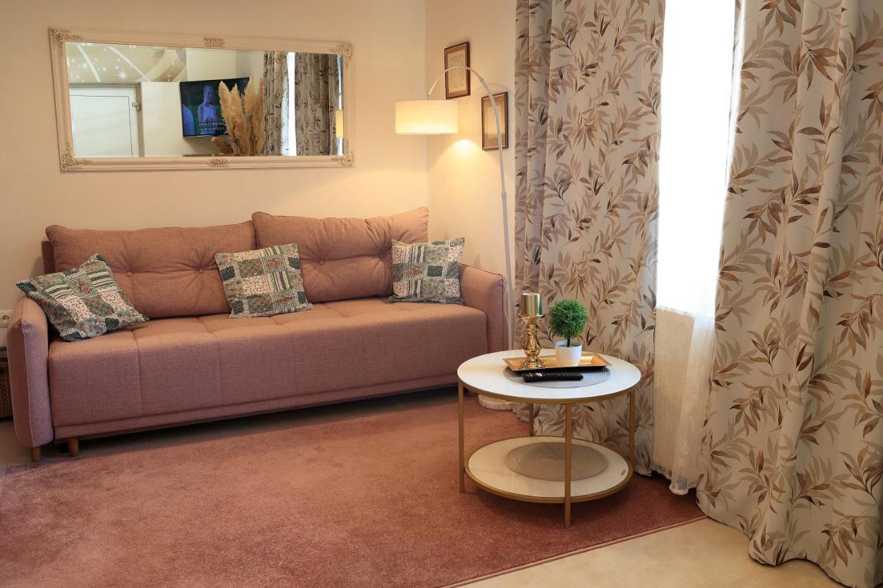Luxury Apartman Alex With Sauna In The Village オトチャッツ エクステリア 写真